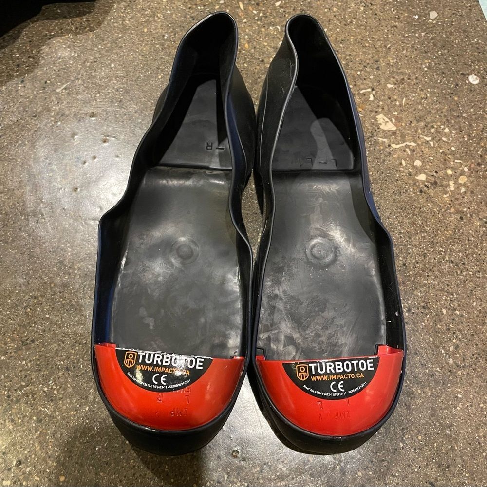 NWOT Large Turbotoe Red and Black Steel Toe Covers